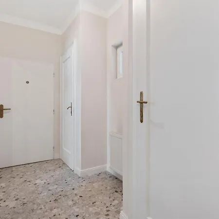 Lam Modern Art - Ac - Free Parking * Pozsony