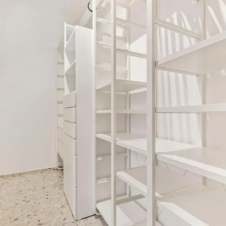 Lam Modern Art - Ac - Free Parking Апартаменти