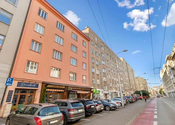 Lam Modern Art - Ac - Free Parking Апартаменты